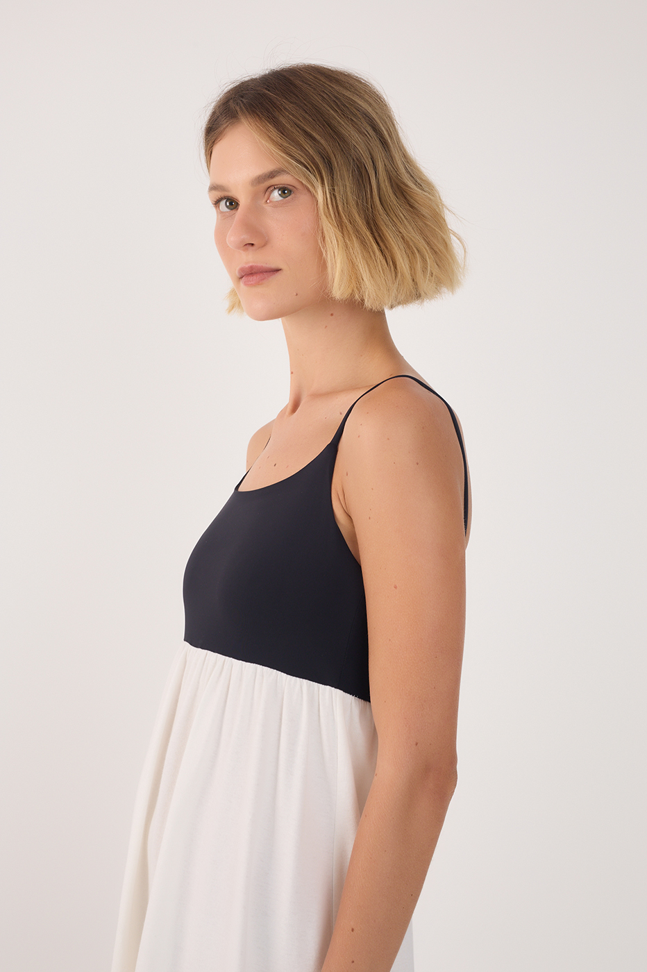 Bust Fluity Dress