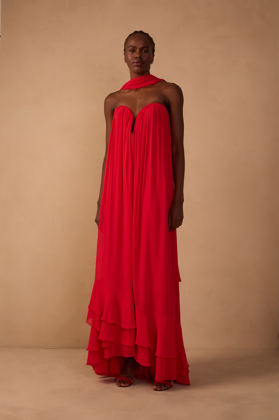 Sunset Red Chiffon Strapless Gown with Waist Tie ¨C Thati Amorim Collection