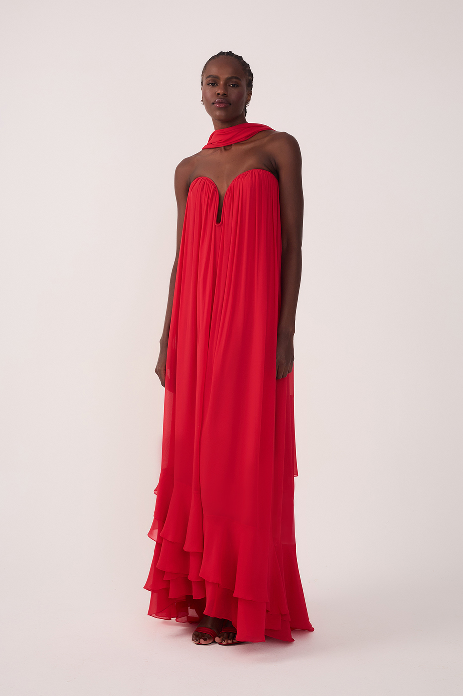 Sunset Red Chiffon Strapless Gown with Waist Tie ¨C Thati Amorim Collection