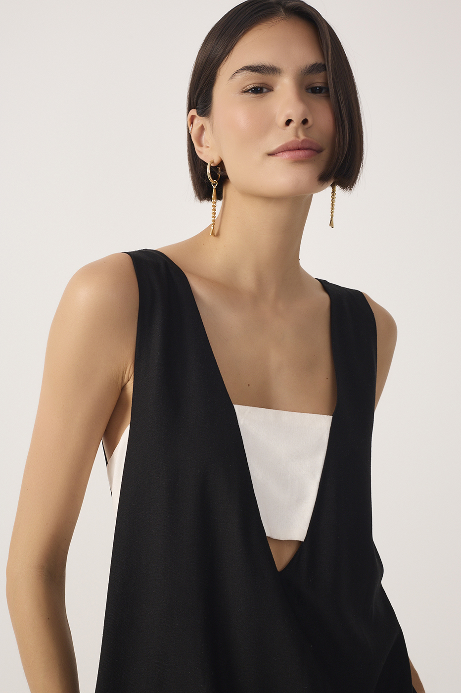 Black Cut-Out Side Slit Linen Midi Dress
