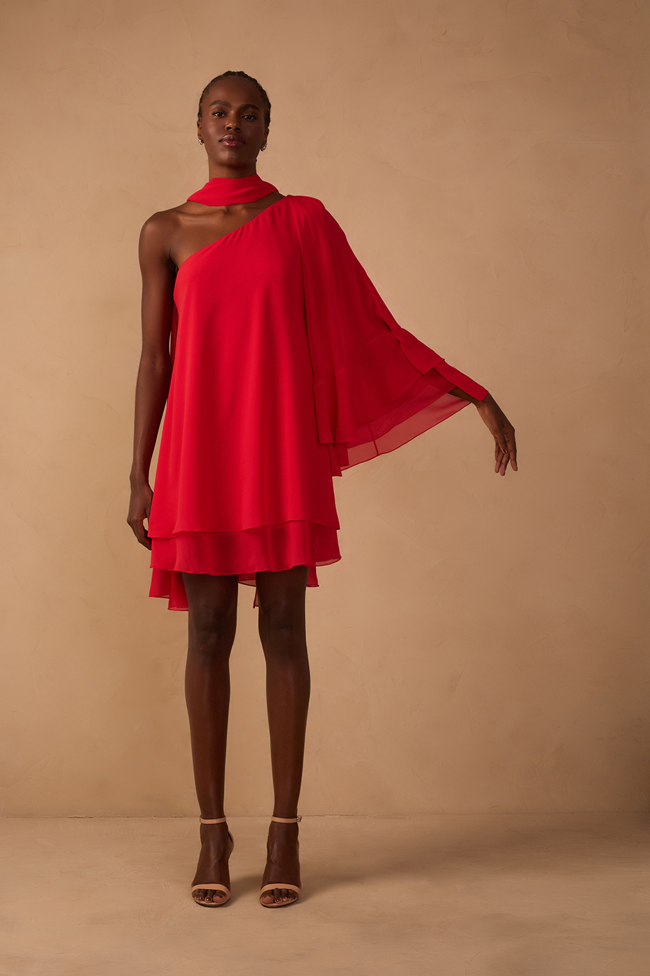Sunset Red Asymmetric One-Shoulder Chiffon Gown with Waist Tie ¨C Thati Amorim Collection