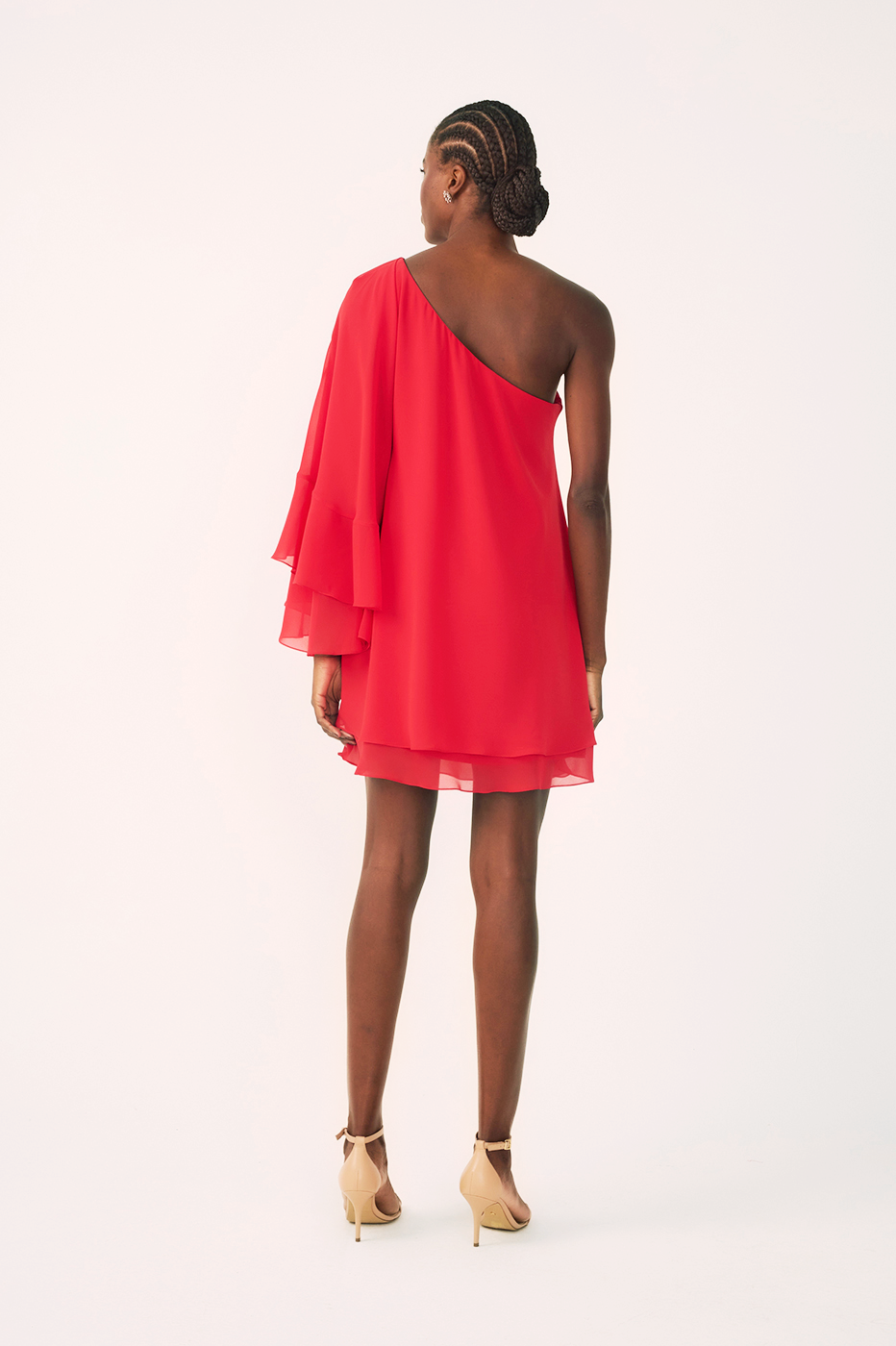 Sunset Red Asymmetric One-Shoulder Chiffon Gown with Waist Tie ¨C Thati Amorim Collection