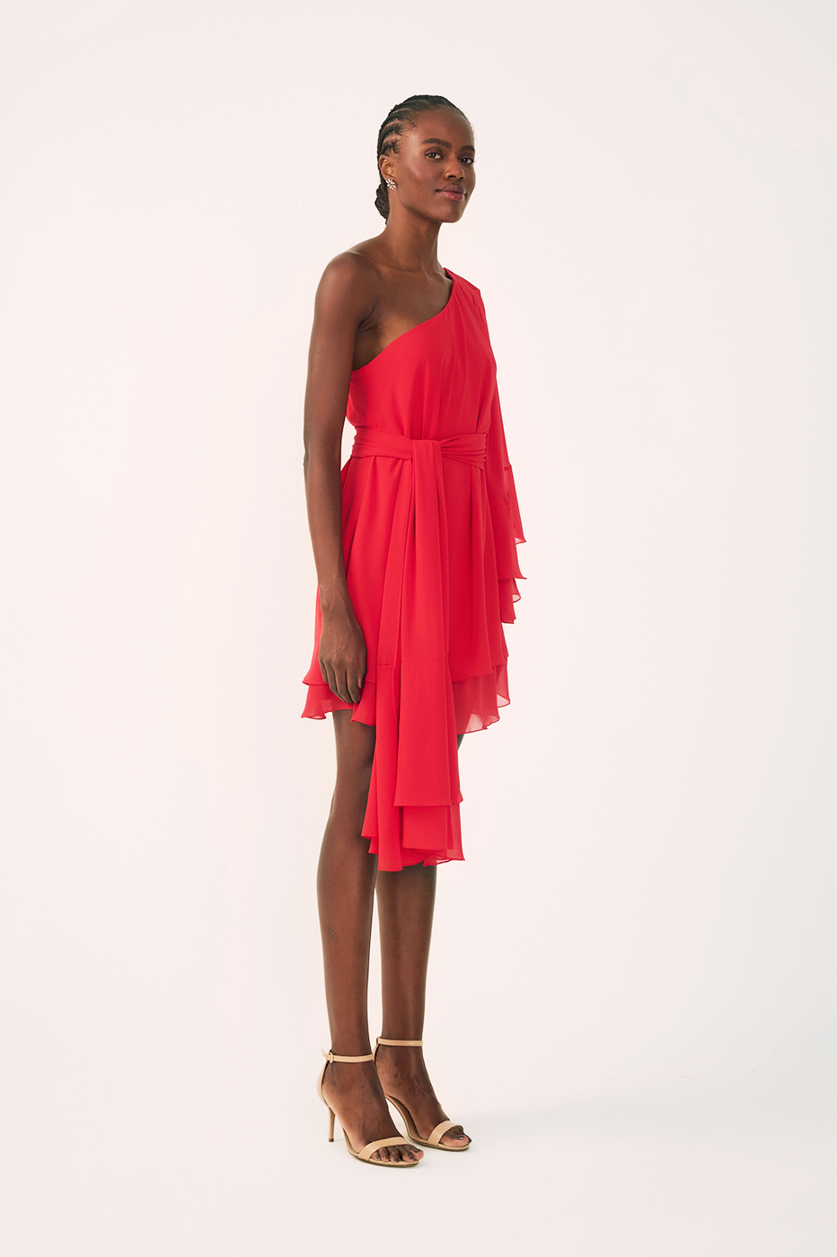 Sunset Red Asymmetric One-Shoulder Chiffon Gown with Waist Tie ¨C Thati Amorim Collection