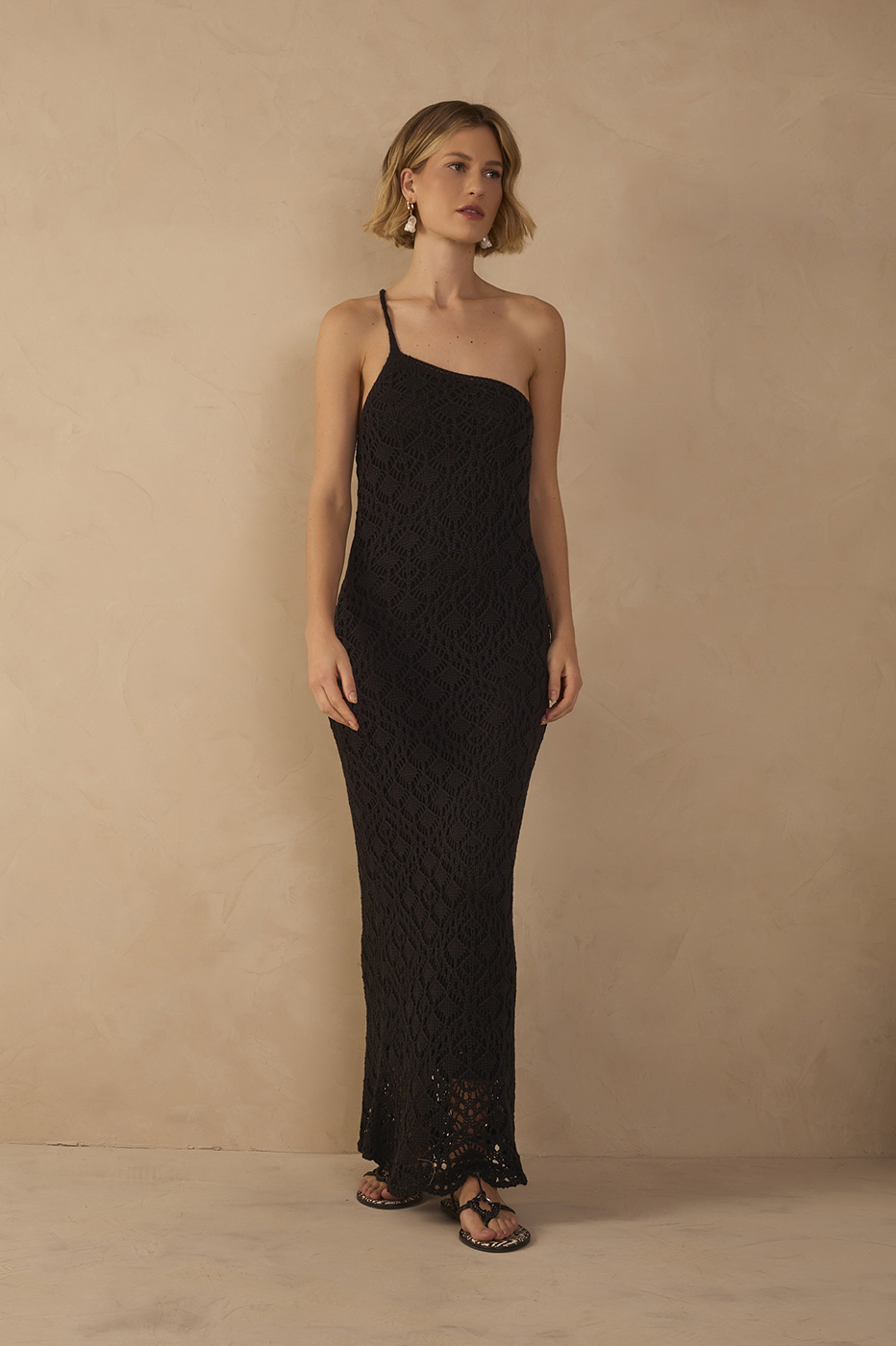 Black One-Shoulder Knit Maxi Dress