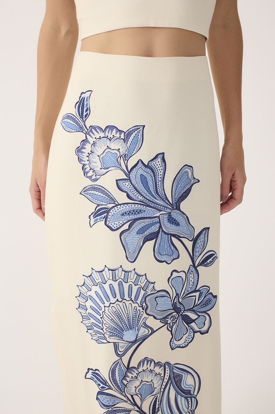 Off-White Flor Top and Maxi Skirt Linen Set