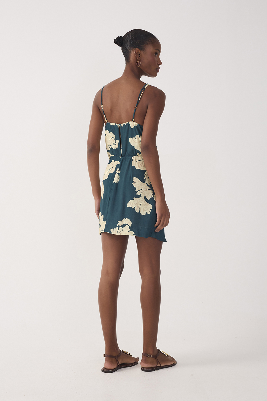 Green P¨¦tala V Neck Wrap Mini Dress