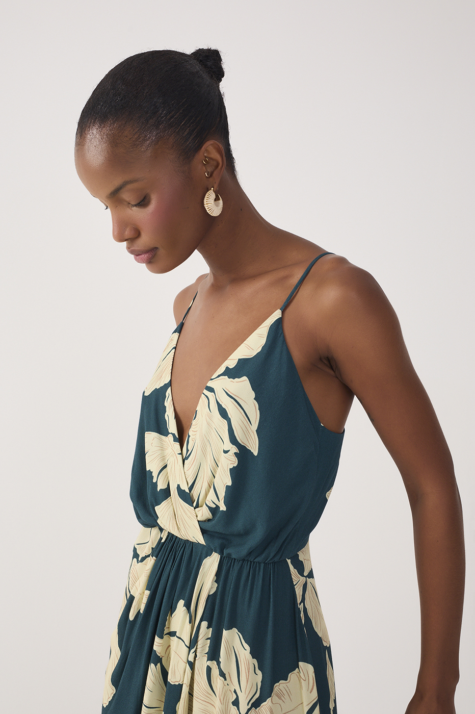 Green P¨¦tala V Neck Wrap Maxi Dress