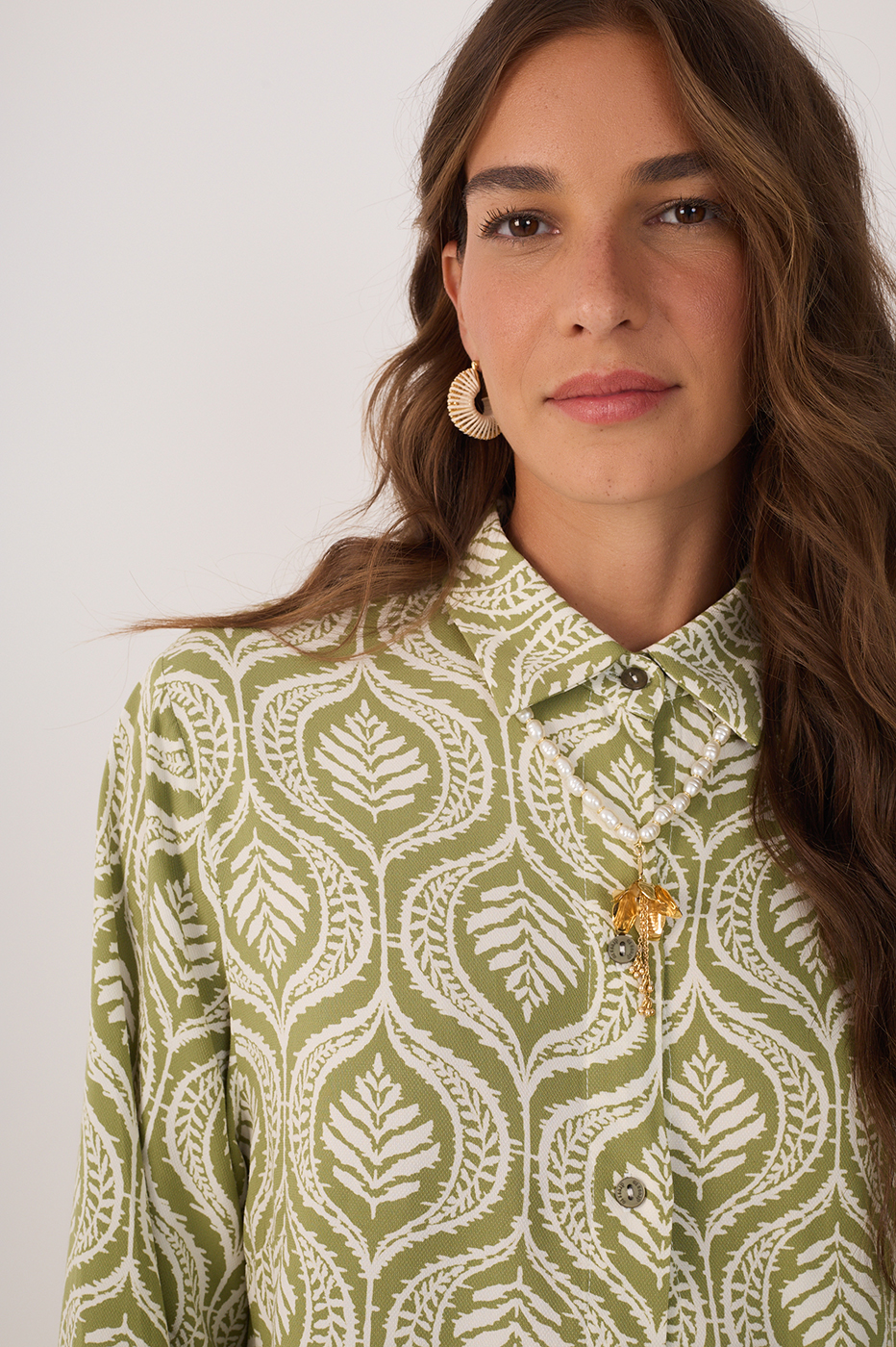 Green Jardim Collared Buttoned Crepe Shirt