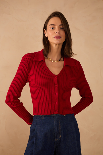Red Encanto Collared Buttoned Tricot Blouse