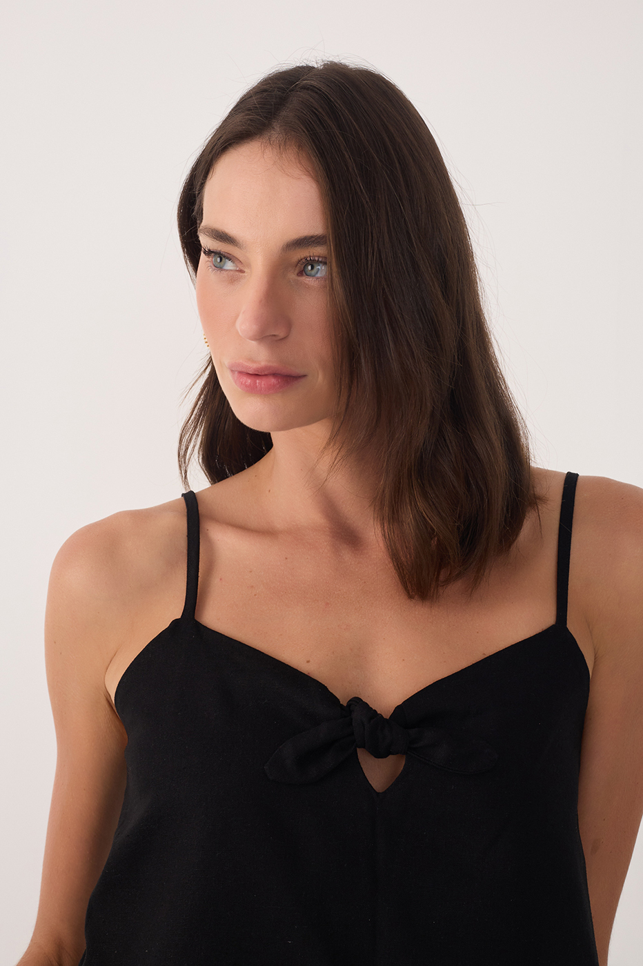 Black Front Knot Sleeveless Blouse