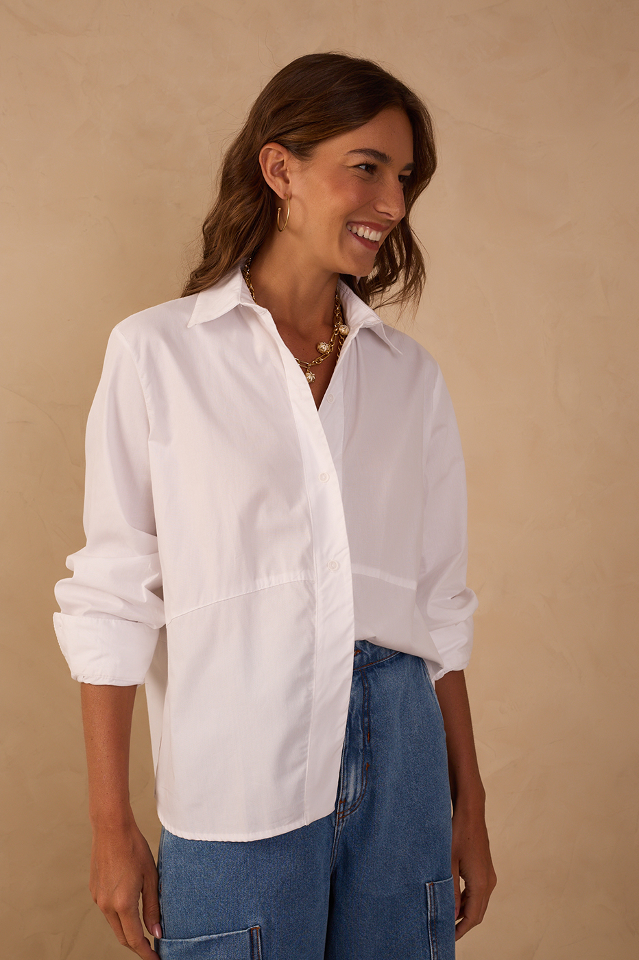 White Collared Buttoned Long Sleeve Shirt