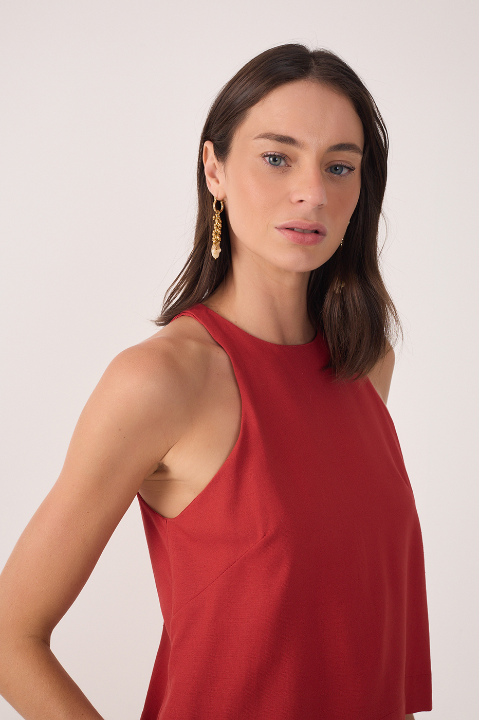 Red Crew Neck Sleeveless Linen Blouse