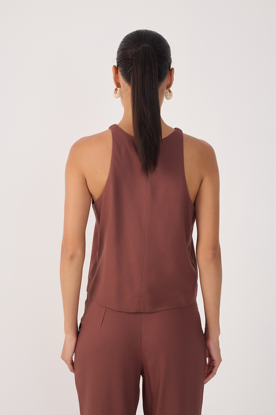 Brown Crew Neck Sleeveless Linen Blouse