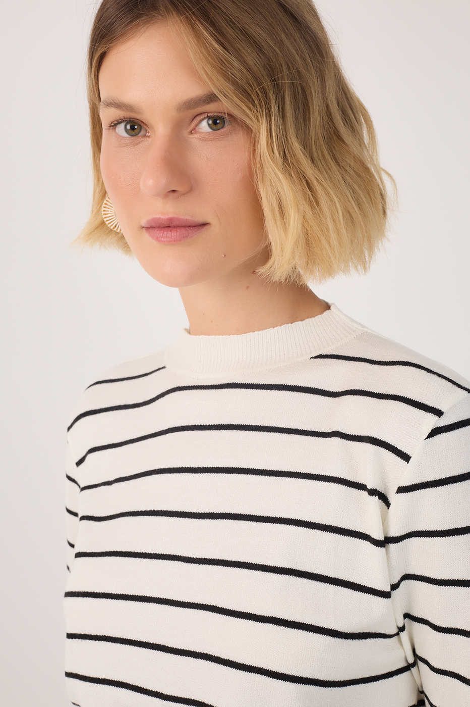 Knit Sleeve Short Top