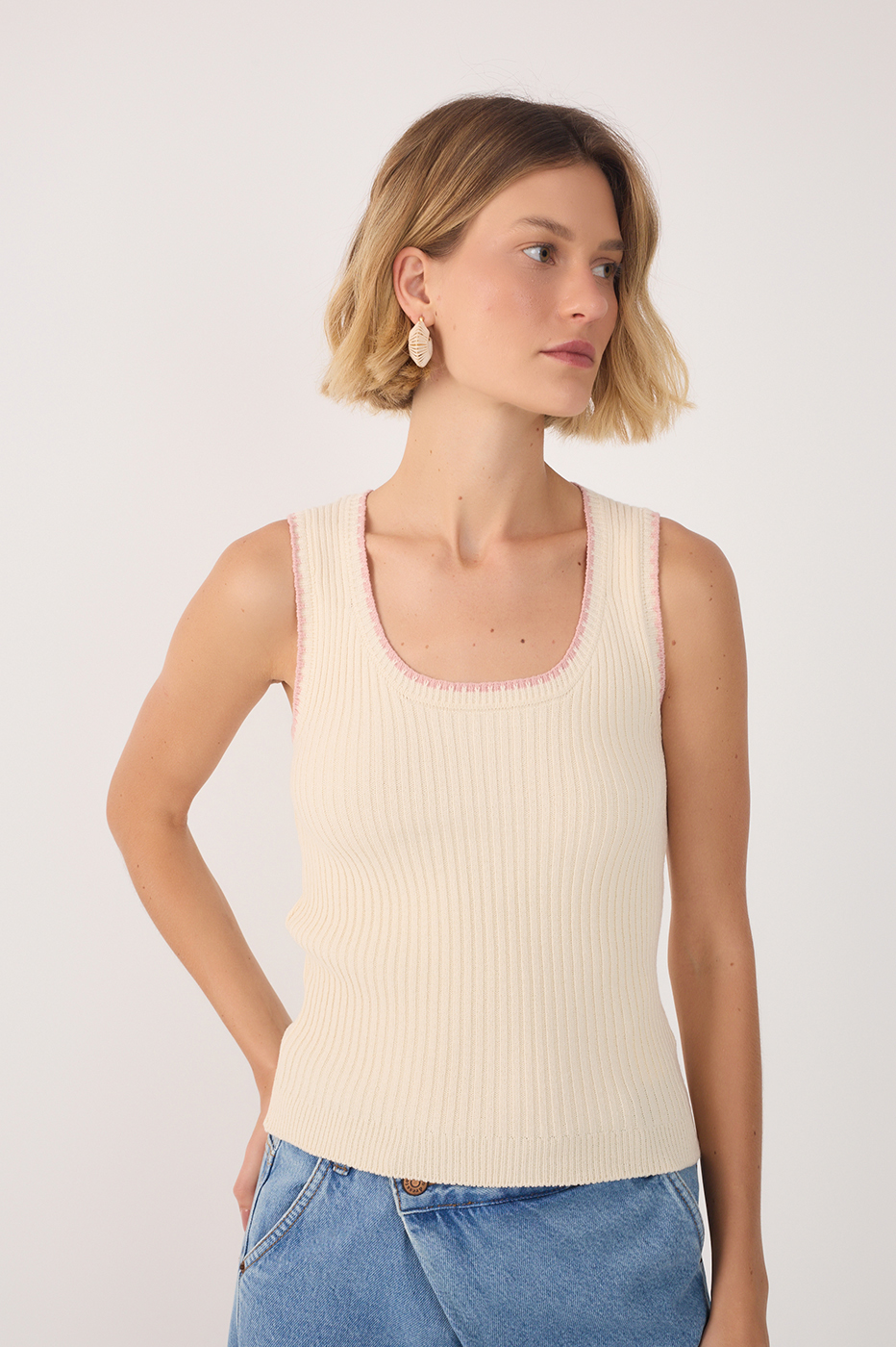 Pink Brisa Embroidered Sleeveless Top
