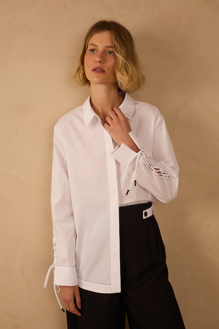 White Collared Cuff Ties Buttoned Shirt