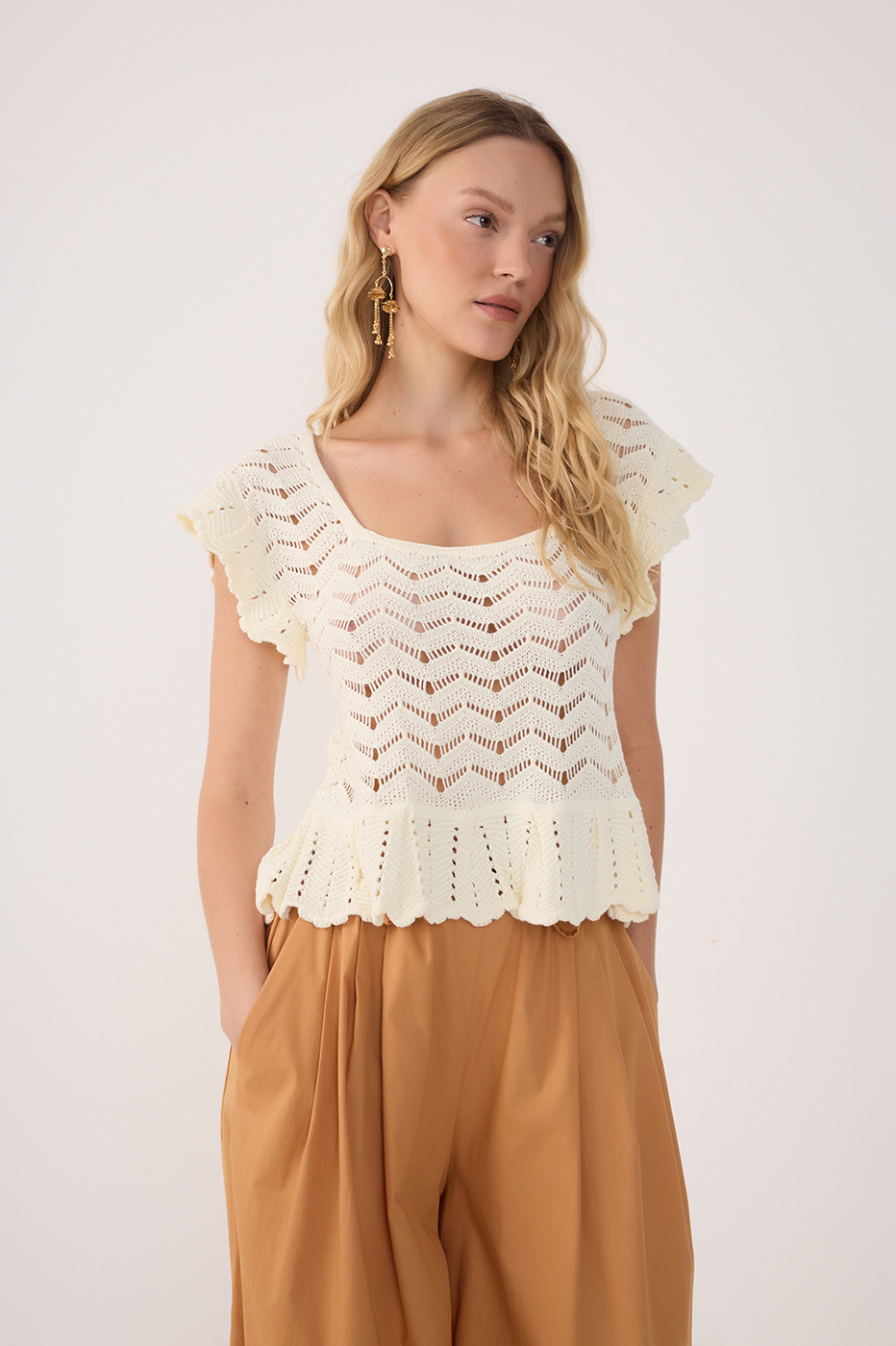 Beige Square Neck Sleeveless Tricot Blouse