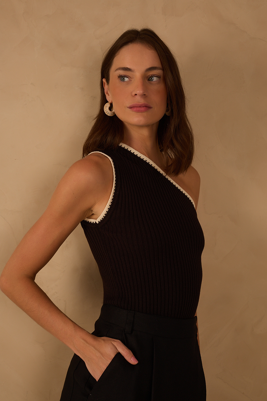 One-Shoulder Knit Blouse