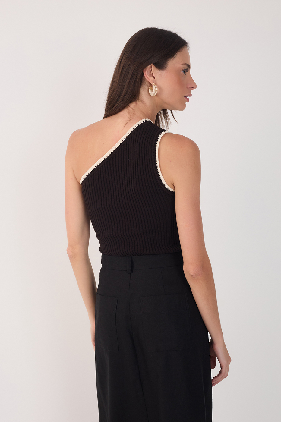 One-Shoulder Knit Blouse