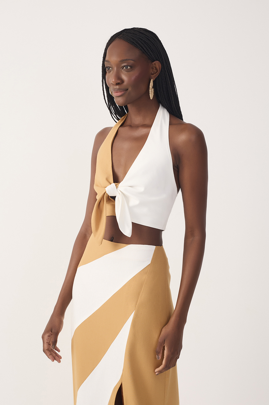 Bicolor Halter Neck Tie-Front Linen Blouse