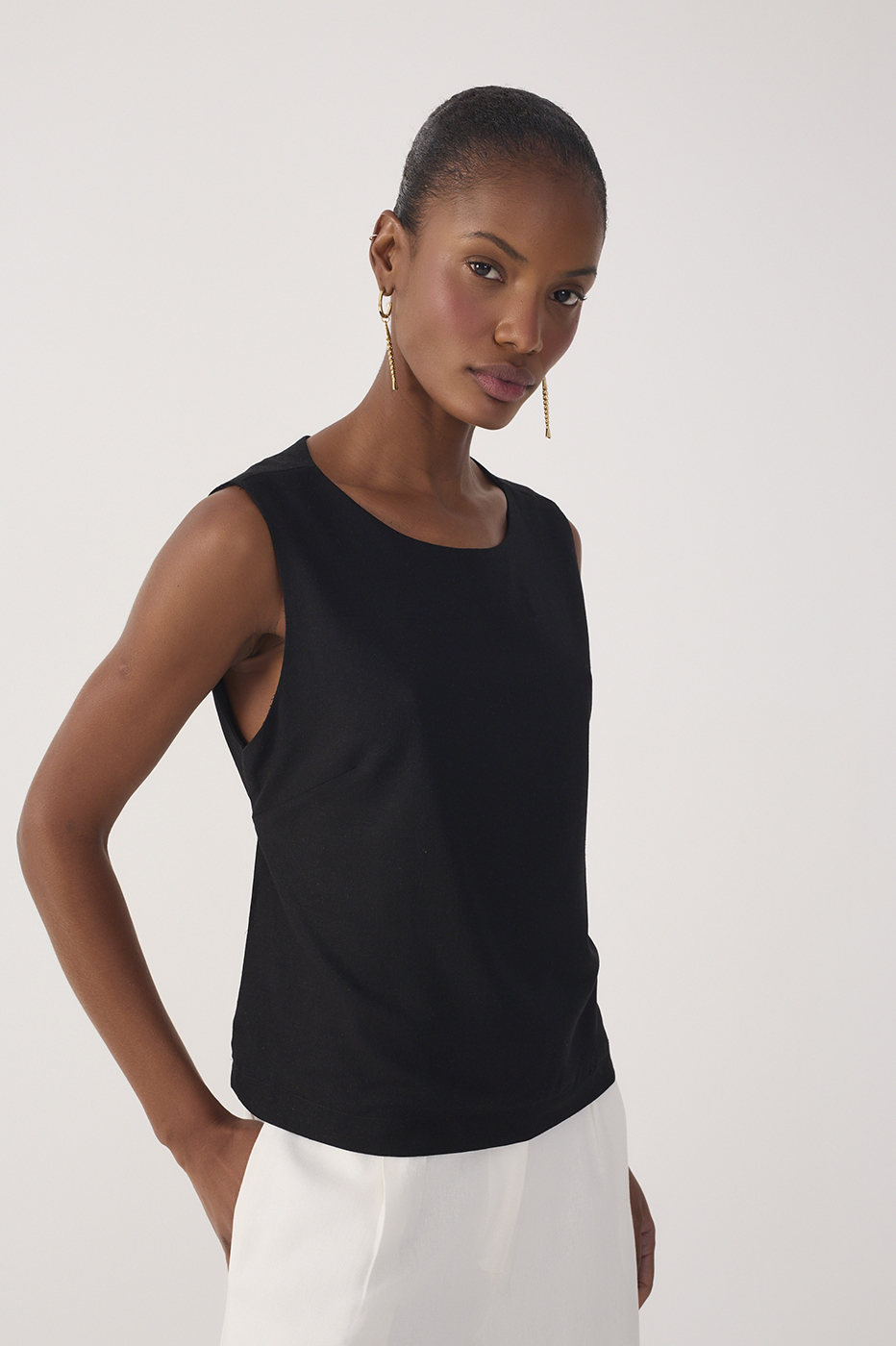 Black Open Back Ties Sleeveless Linen Blouse