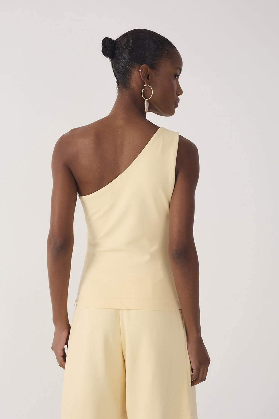 One-Shoulder Tailored Knit Blouse
