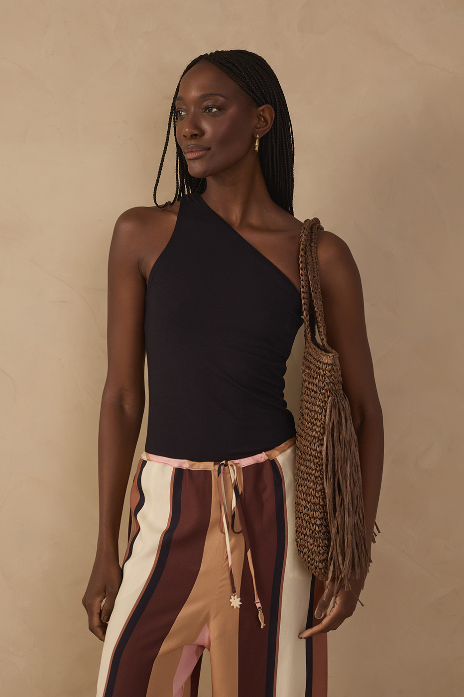 Black One-Shoulder Sleeveless Top