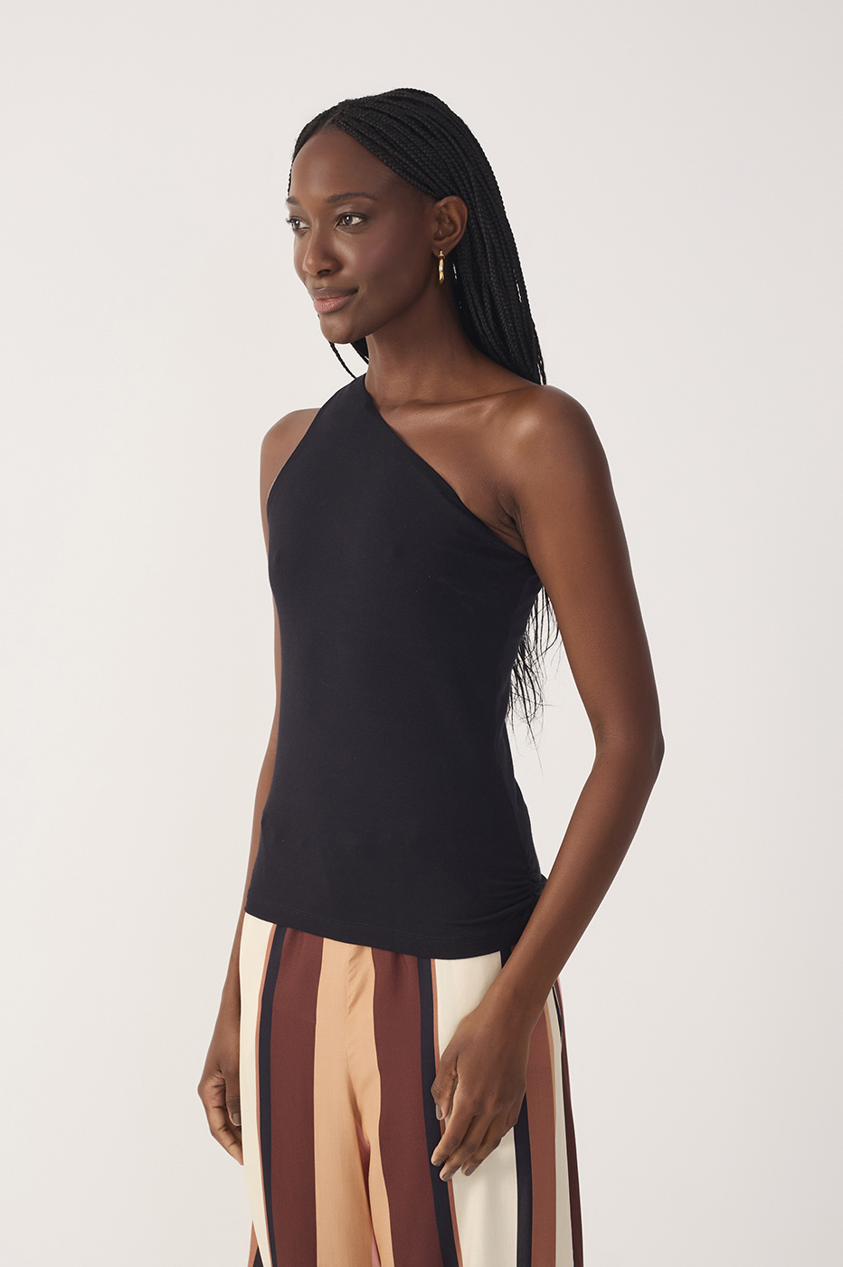 Black One-Shoulder Sleeveless Top