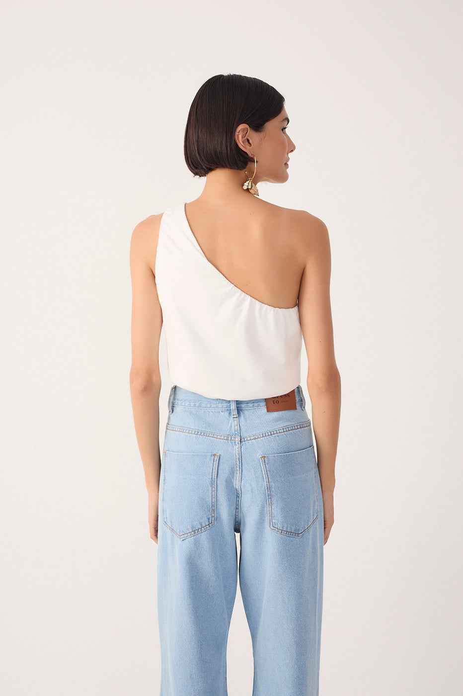 Off-White One-Shoulder Balloon Blouse