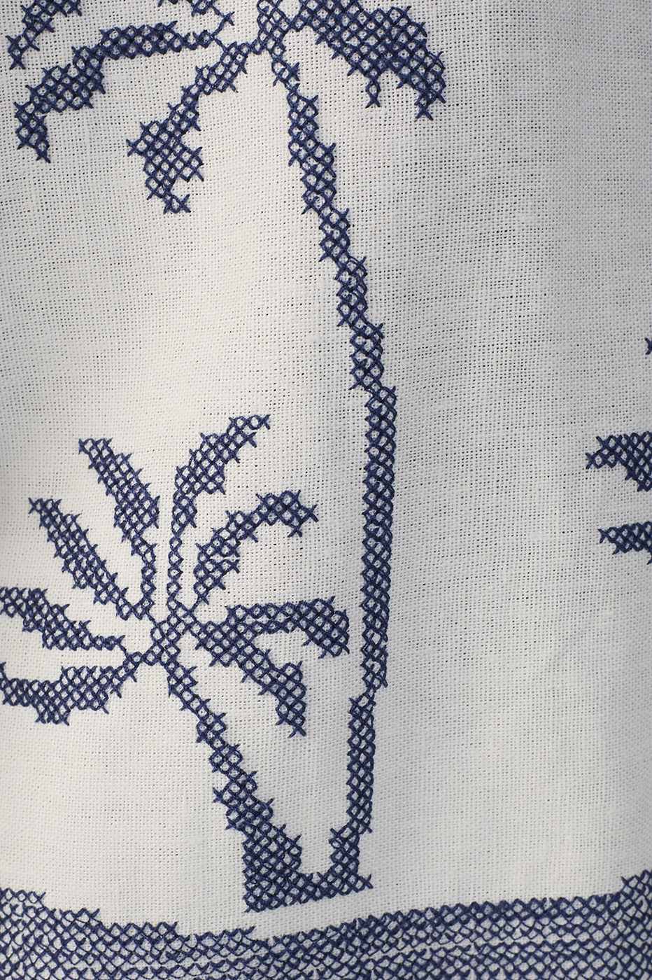 Embroidered Coconut Tree Linen Shirt
