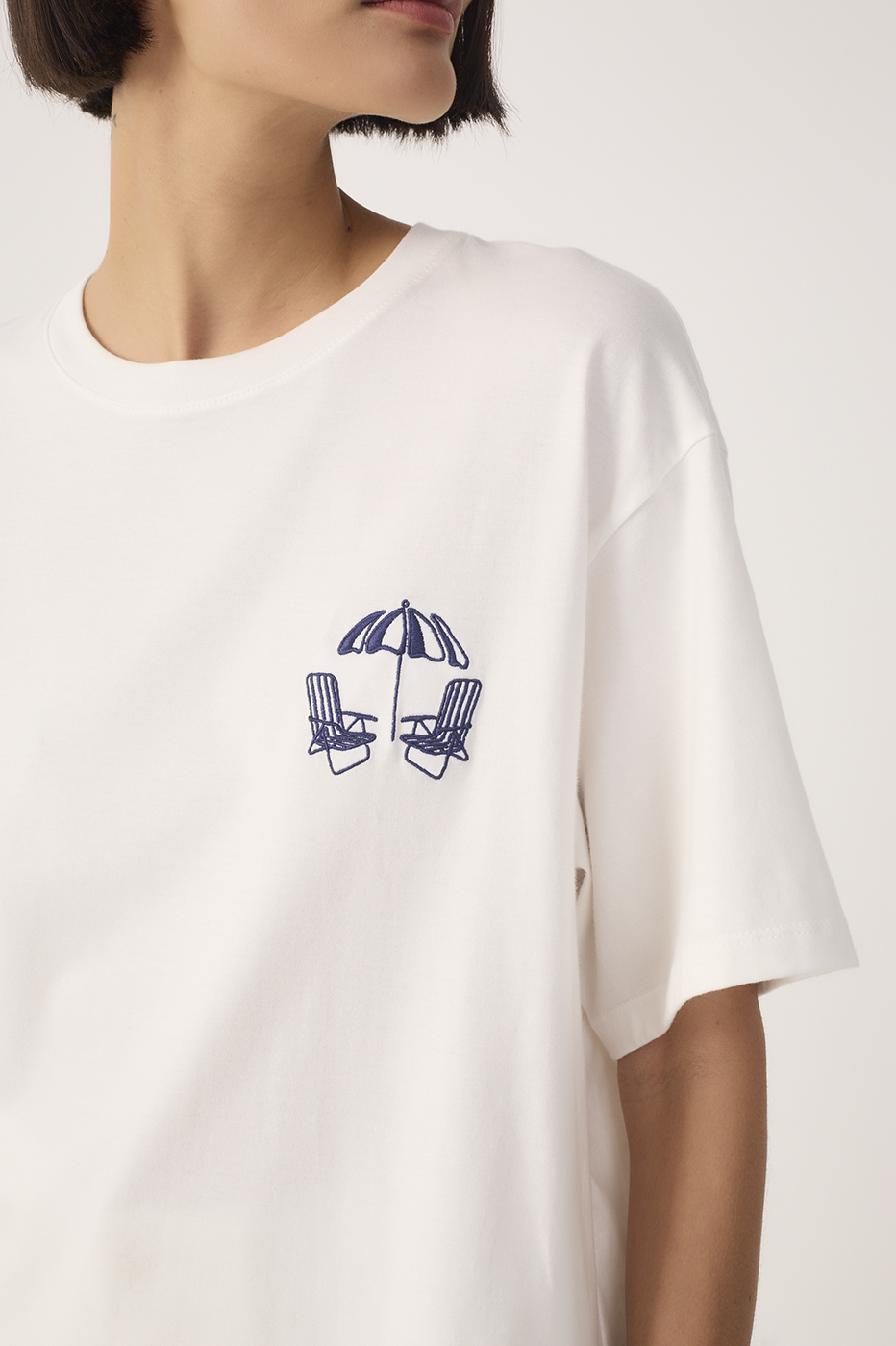 Off-White Embroidered Short Sleeve T-Shirt