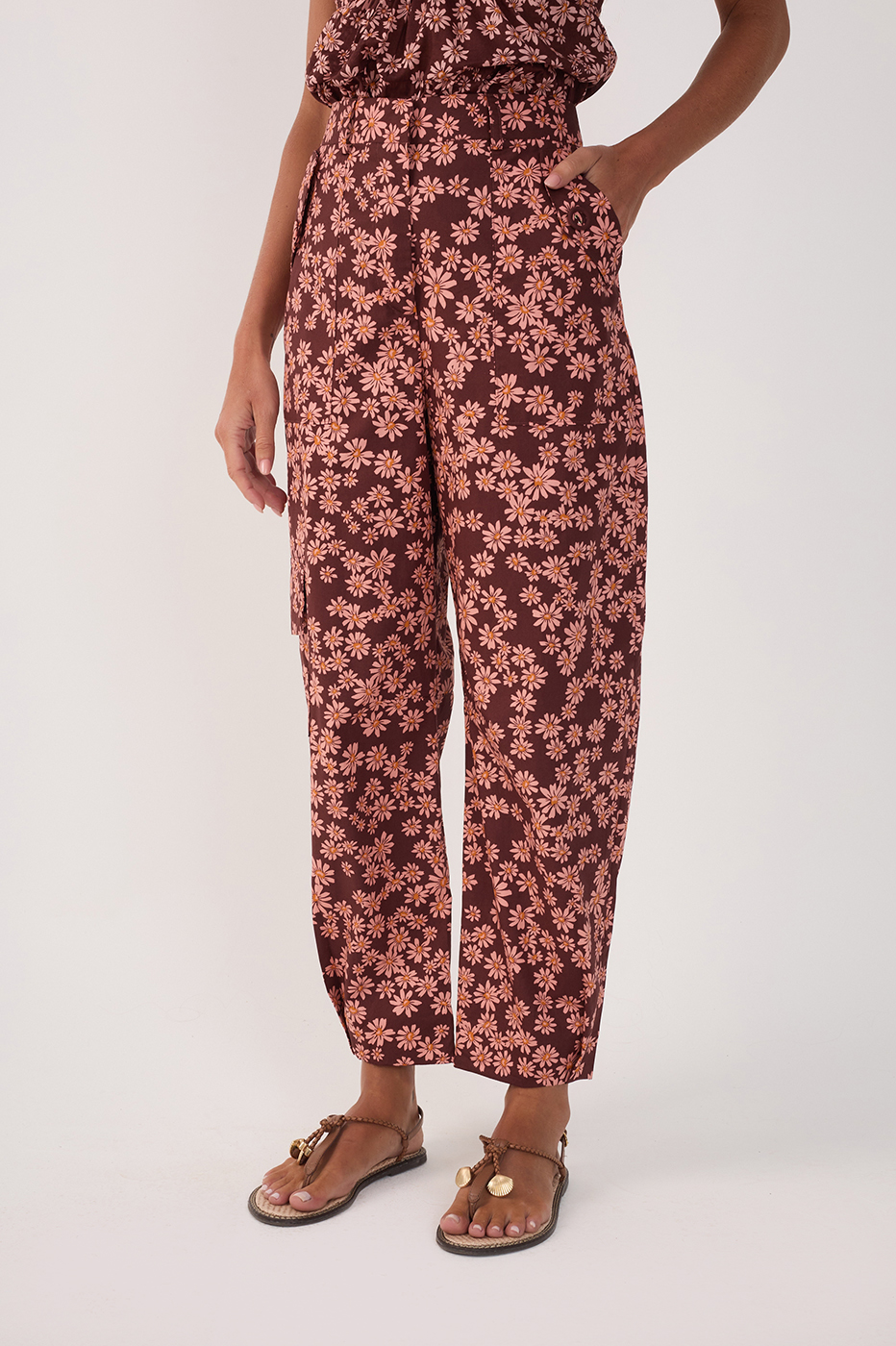 Utilitary Margaridas Rosa Print Pants