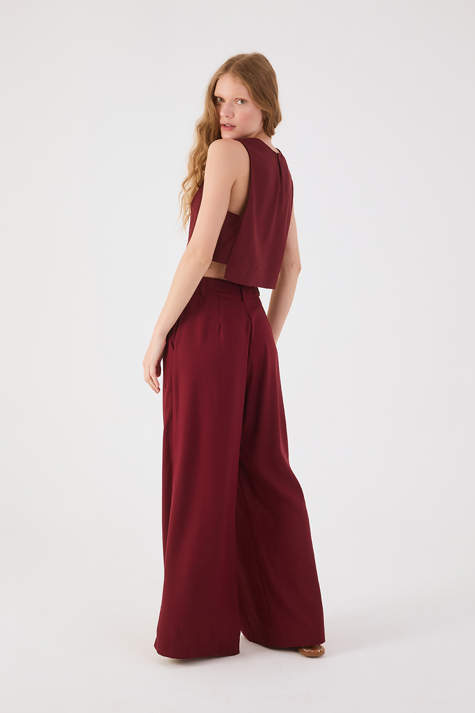 Wine Bossa Wide-Leg Linen Pants