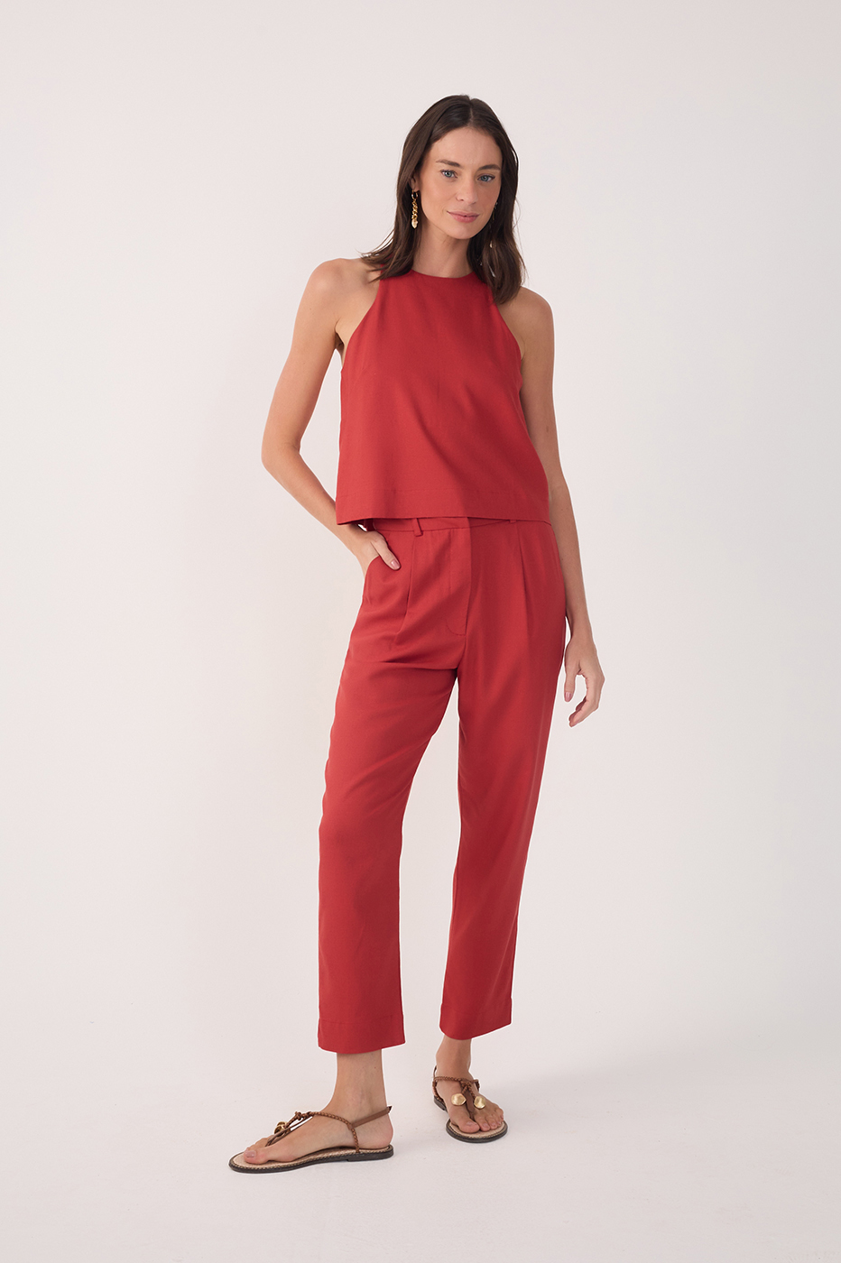 Red Side Pockets Linen Carrot Pants