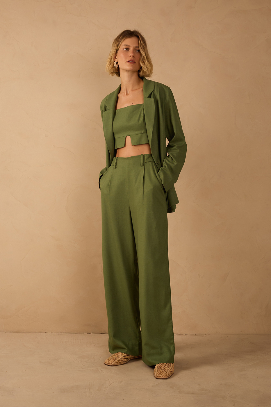 Green Pockets Belt Loops Linen Pants