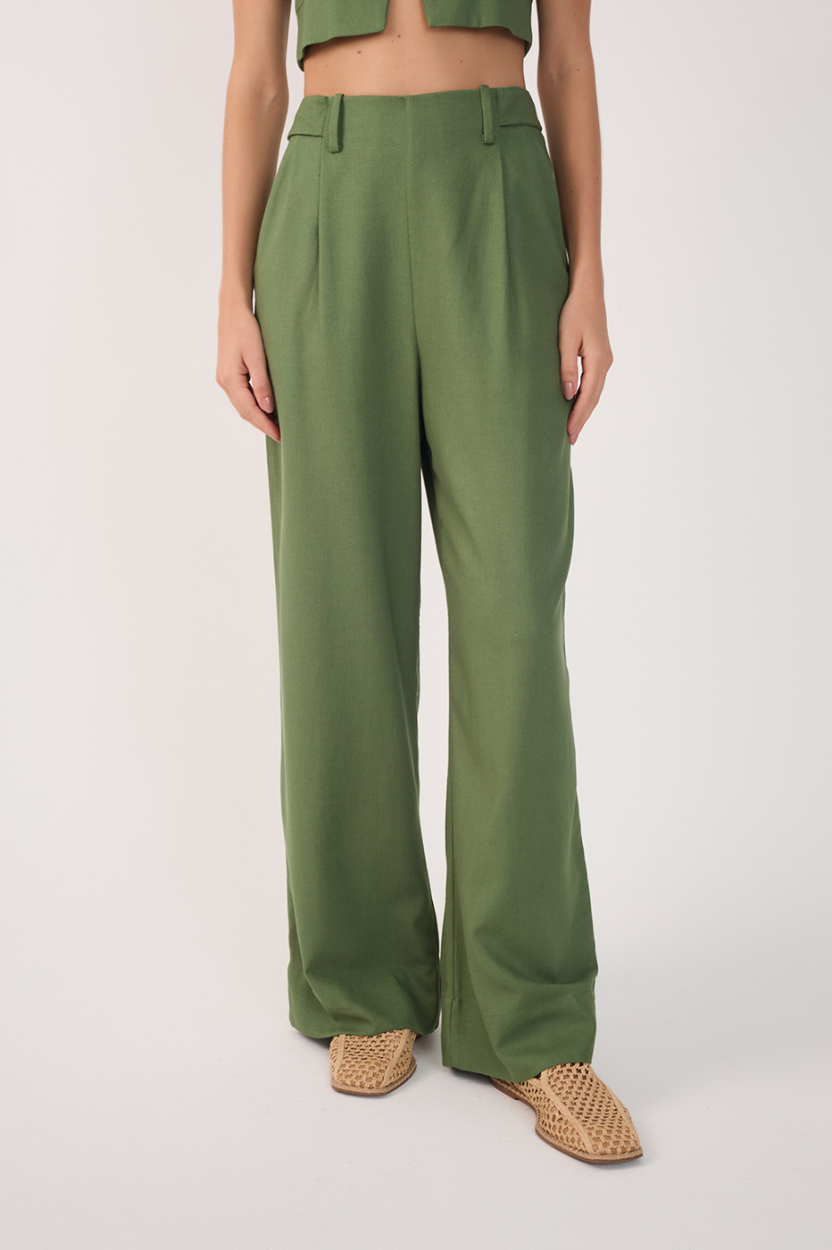 Green Pockets Belt Loops Linen Pants