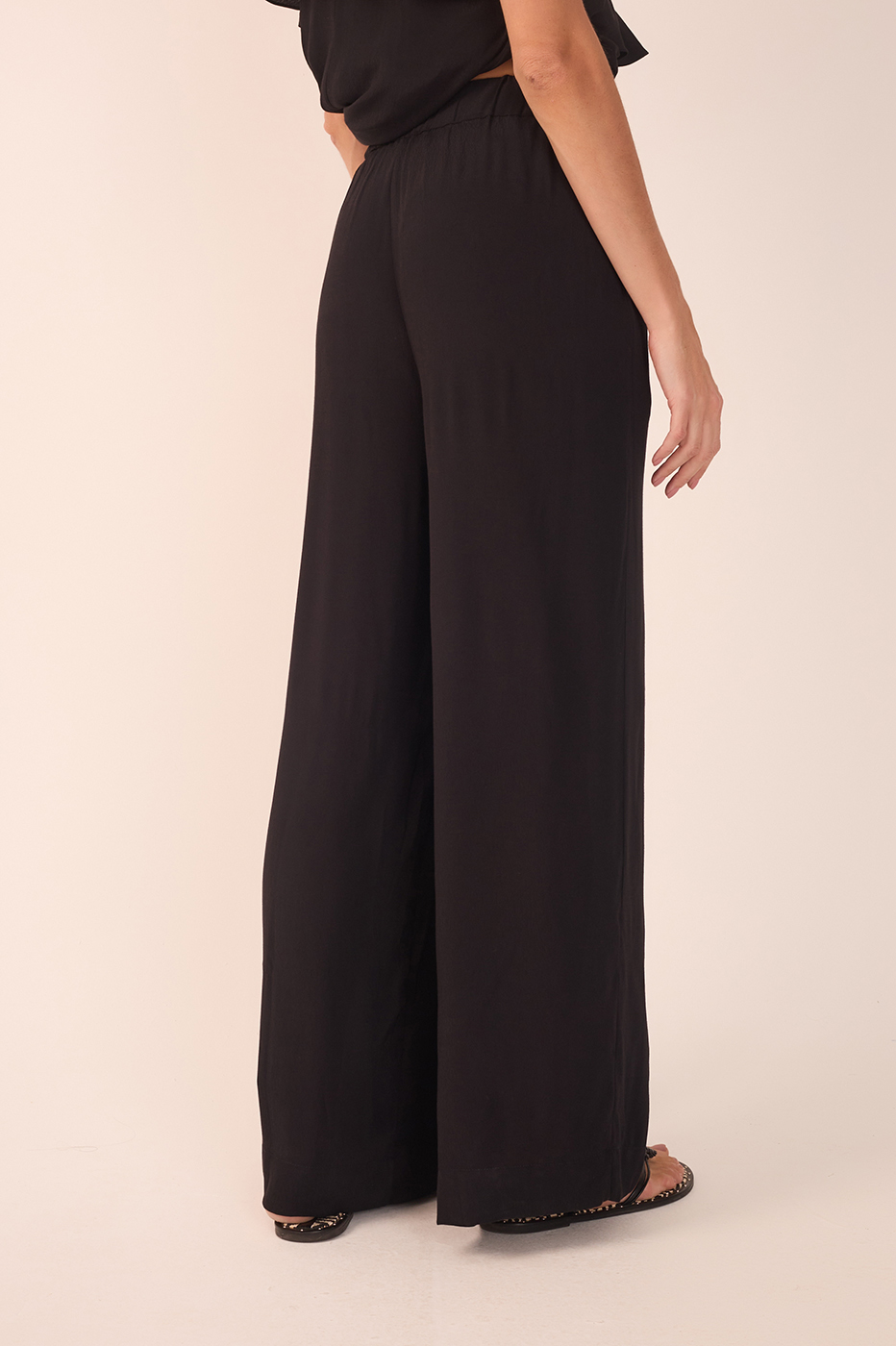Crepe Wide-Leg Pants