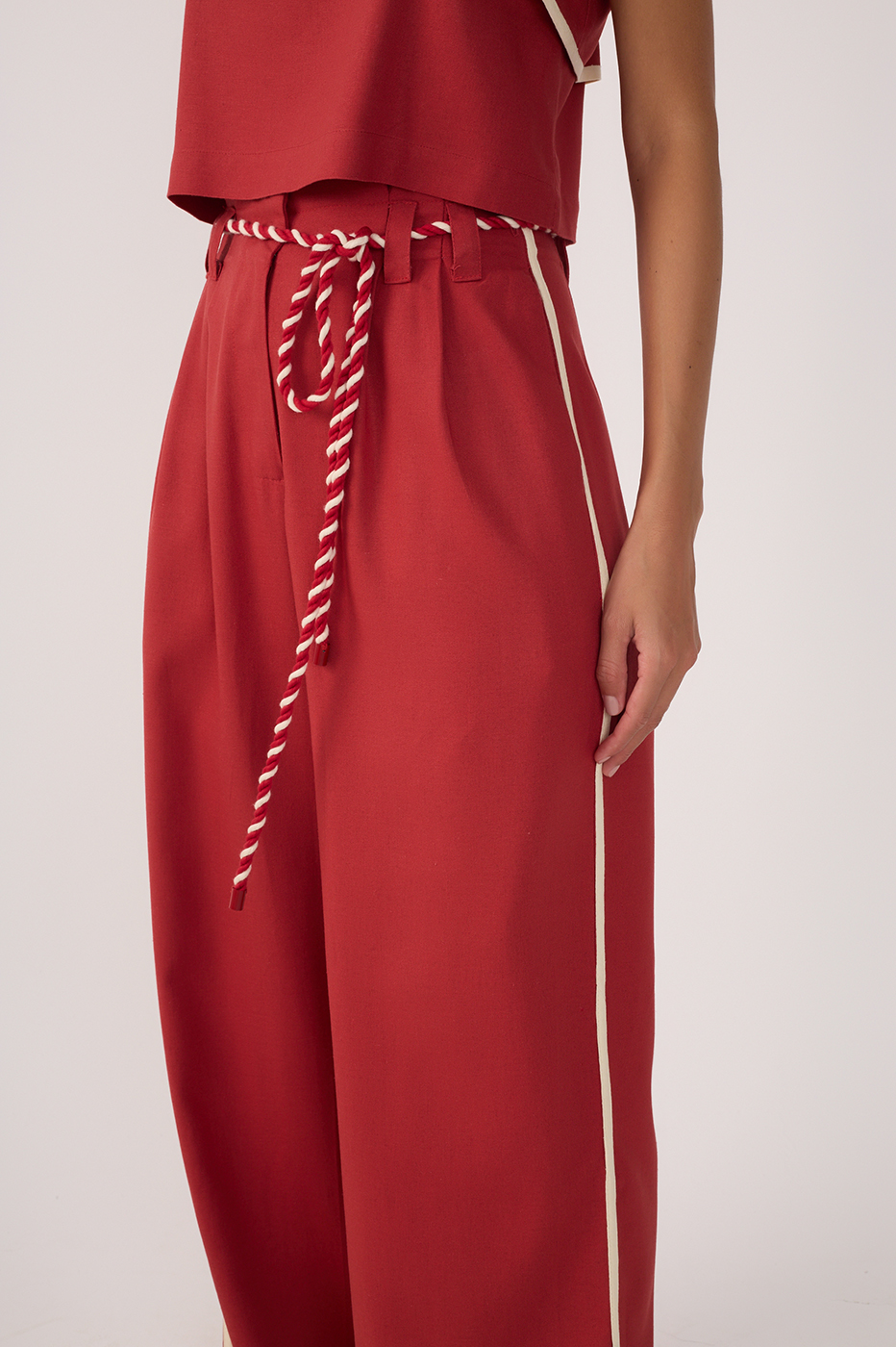 Red Rope Belt Pockets Pleats Linen Pants