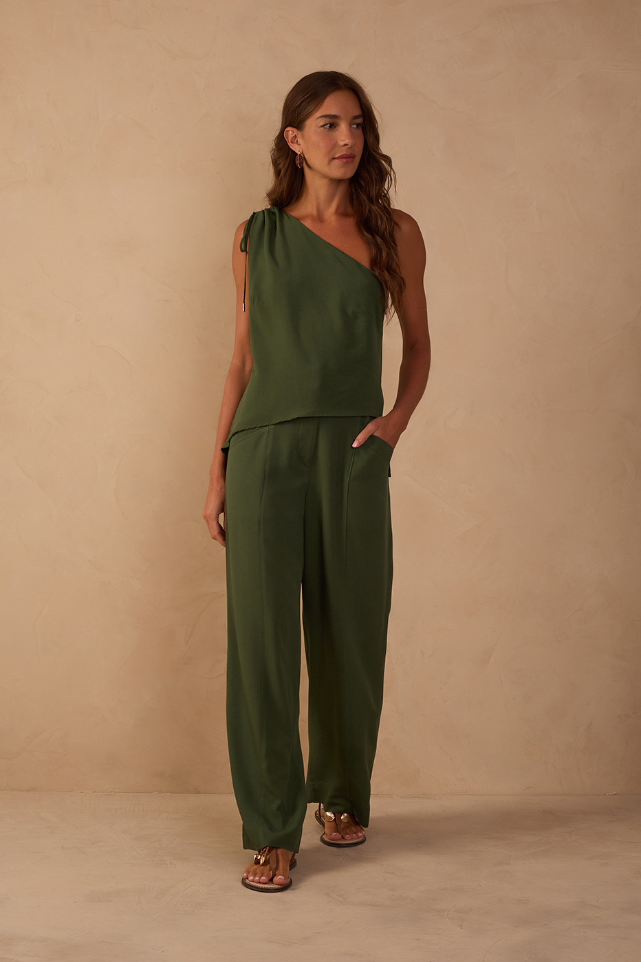 Green Pomar Asymmetric Pockets Pants