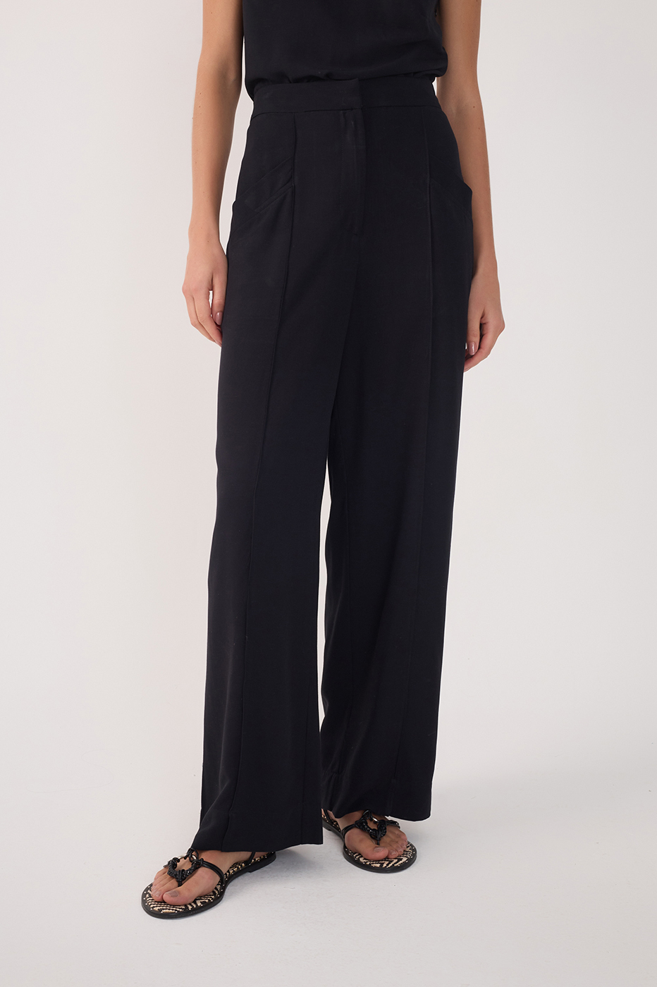 Black Asymmetric Pockets Pants