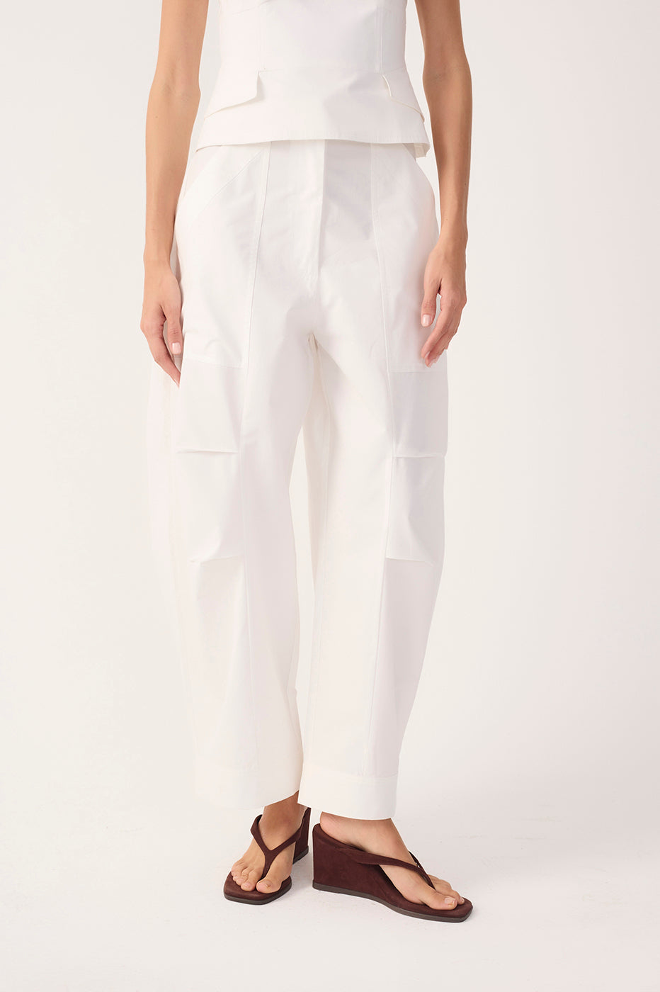 Off-White Topstitching Pleated Cotton Pants