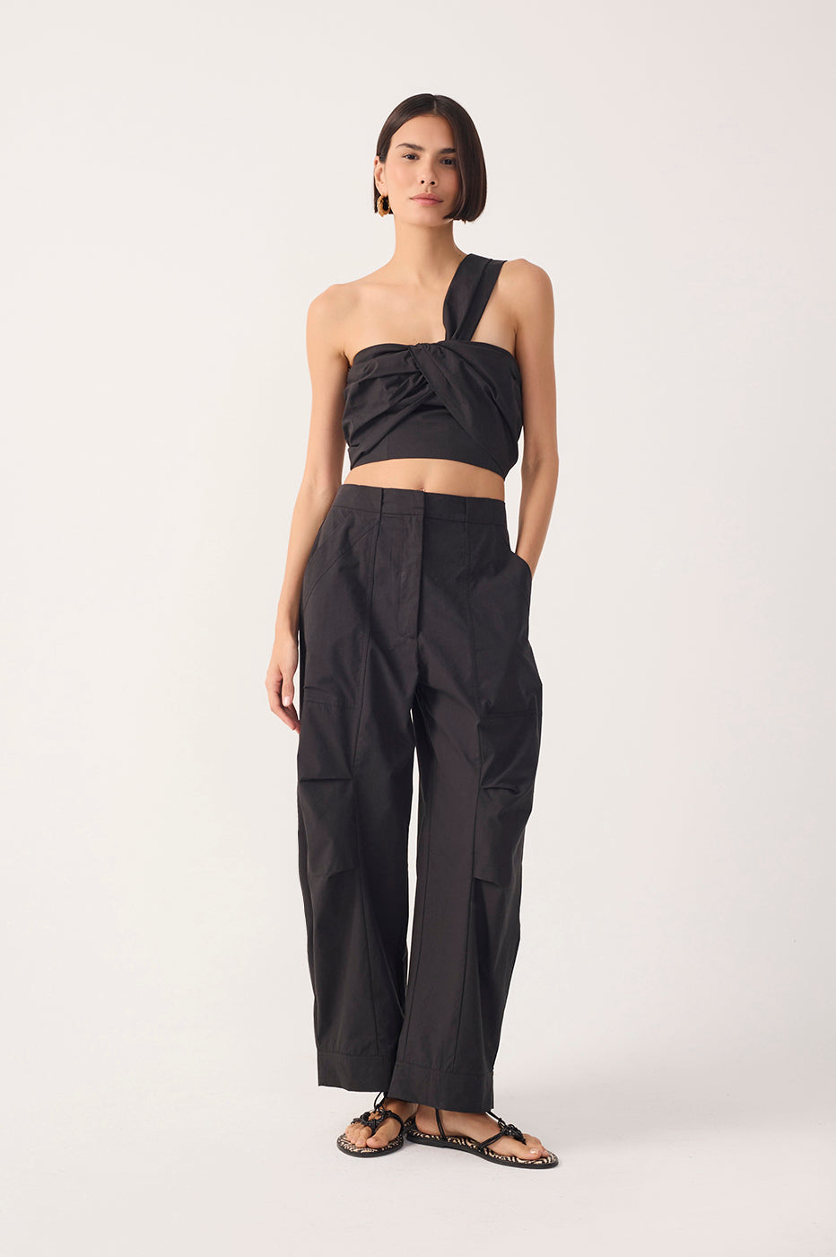 Black Topstitching Pleated Cotton Pants