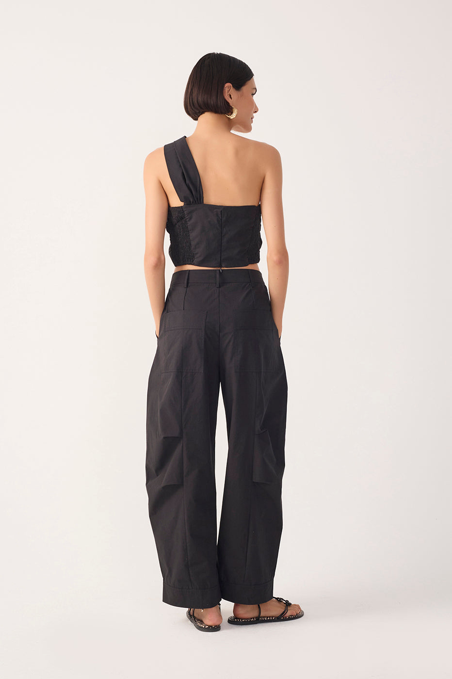 Black Topstitching Pleated Cotton Pants