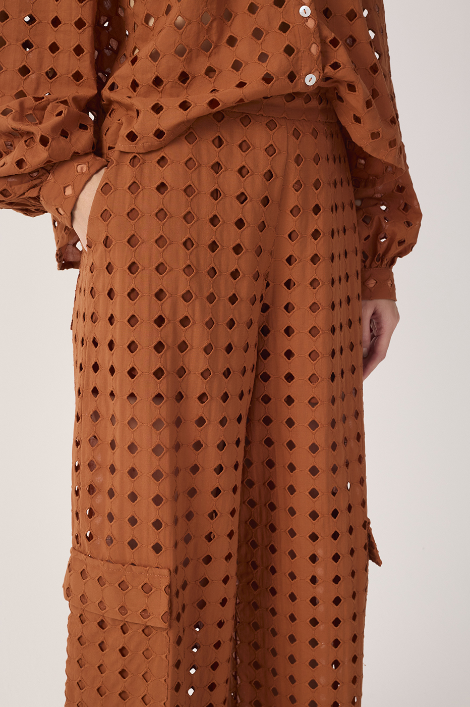 Brown Lace Lined Cargo Pockets Pants