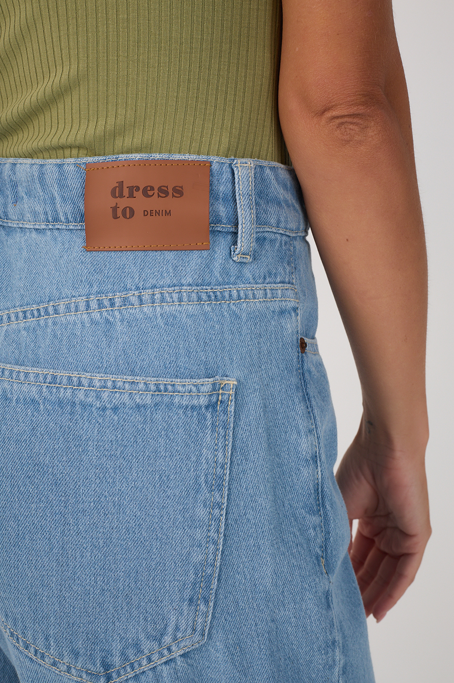 Light Denim Pockets Straight Pants