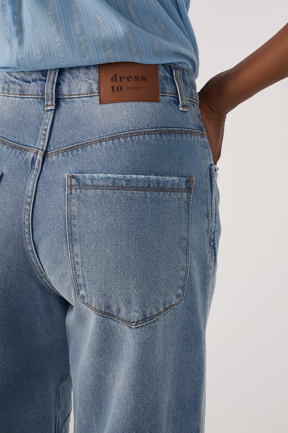 Barrel Leg Denim Topstitching Pants
