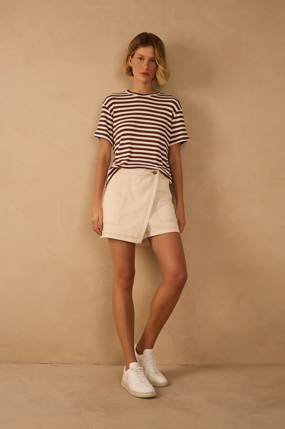 Off-White Buttoned Twill Skorts