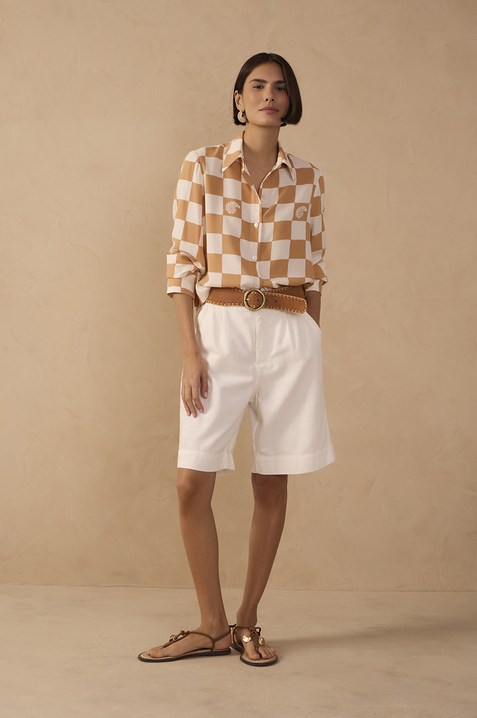 Off-White Pockets Linen Bermuda Shorts