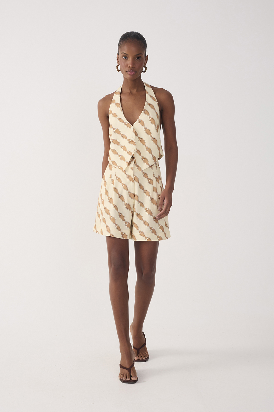 Beige Cardume Pleats Pockets Linen Shorts