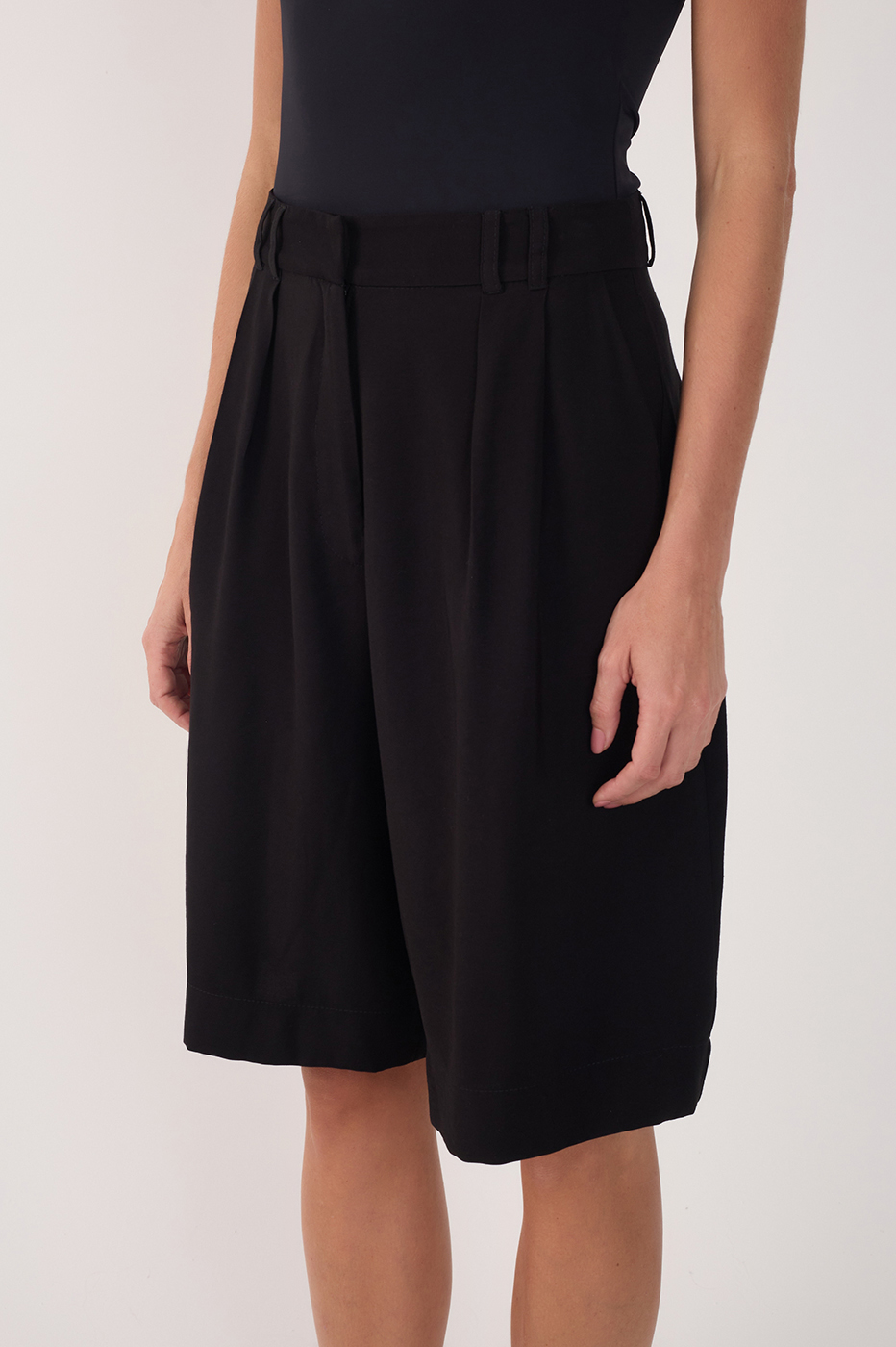 Tailored Pleats Bermuda